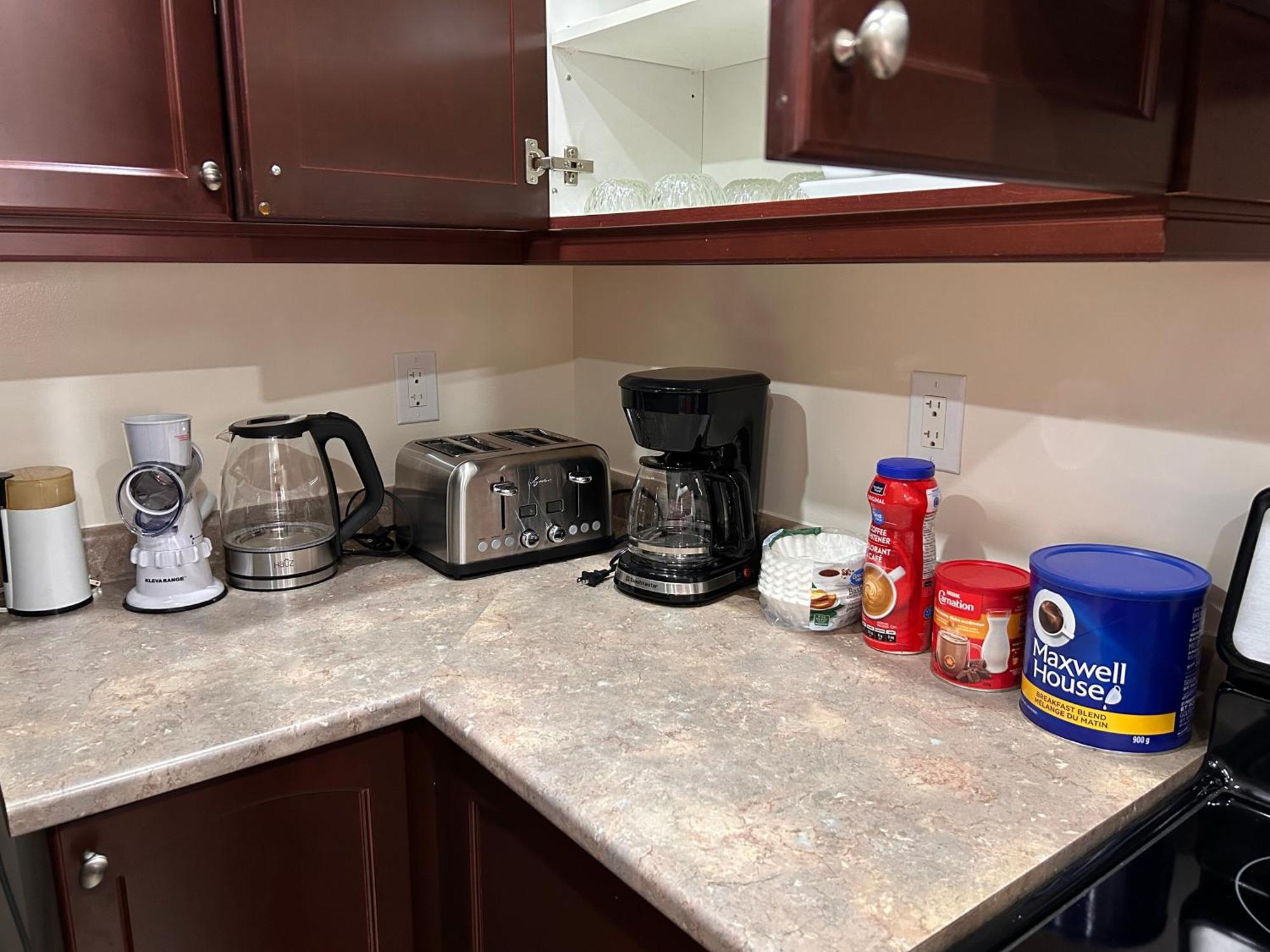 Avid Vacation Palace In Castlemore , Brampton Esterno foto