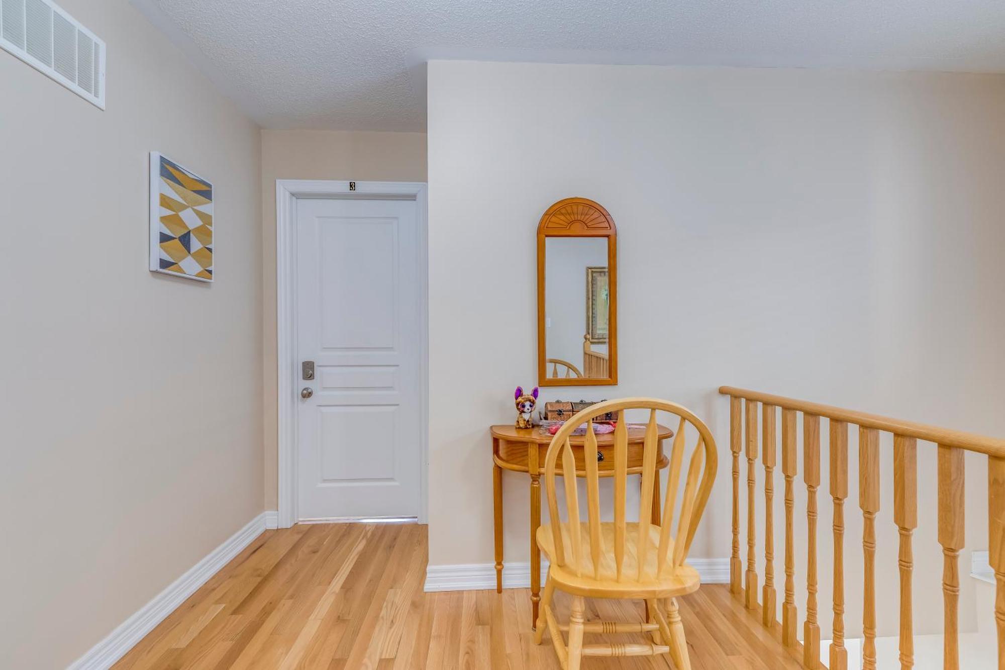 Avid Vacation Palace In Castlemore , Brampton Esterno foto
