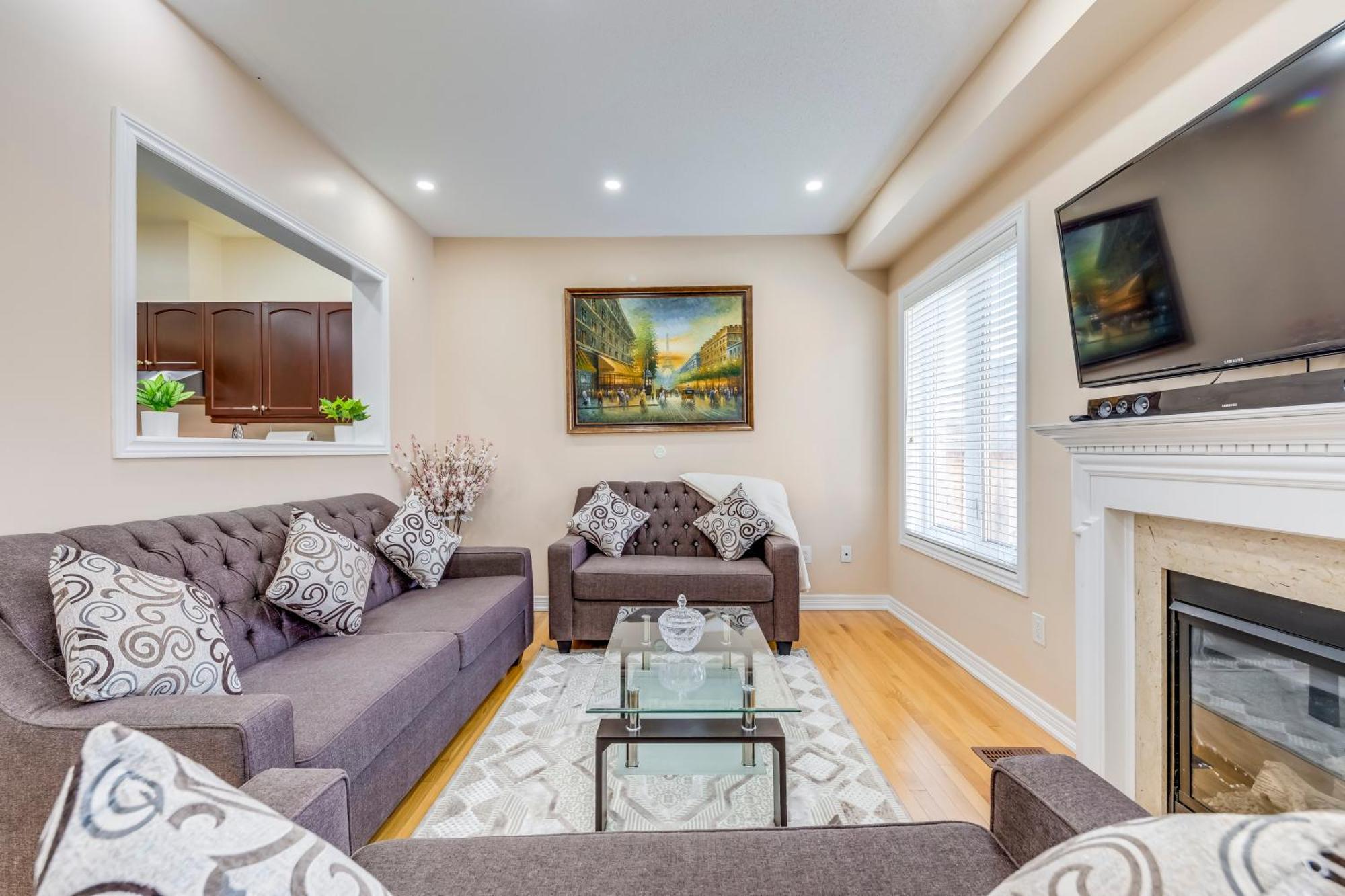 Avid Vacation Palace In Castlemore , Brampton Esterno foto