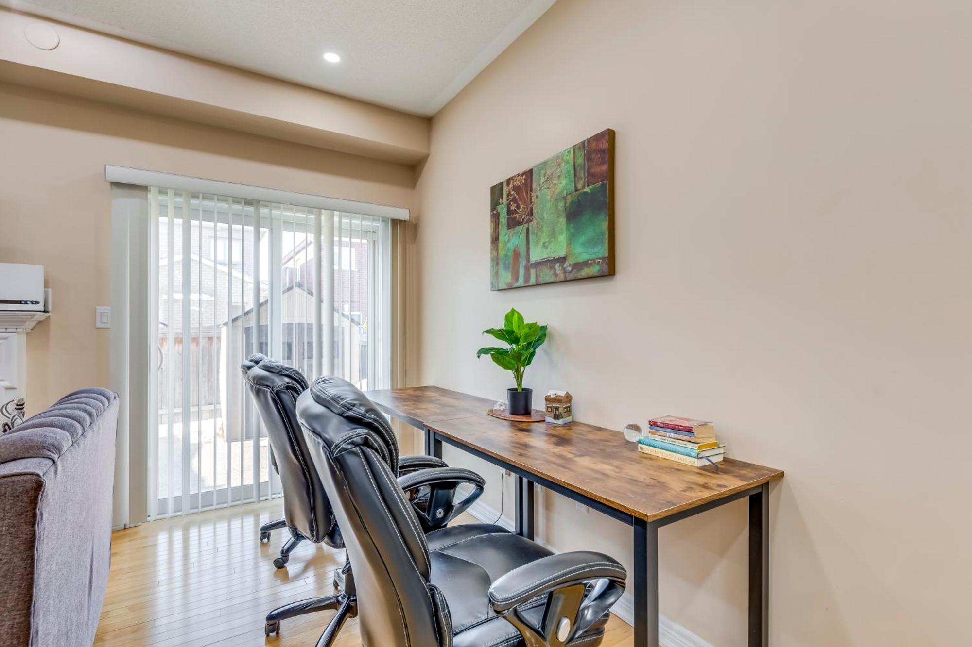 Avid Vacation Palace In Castlemore , Brampton Esterno foto